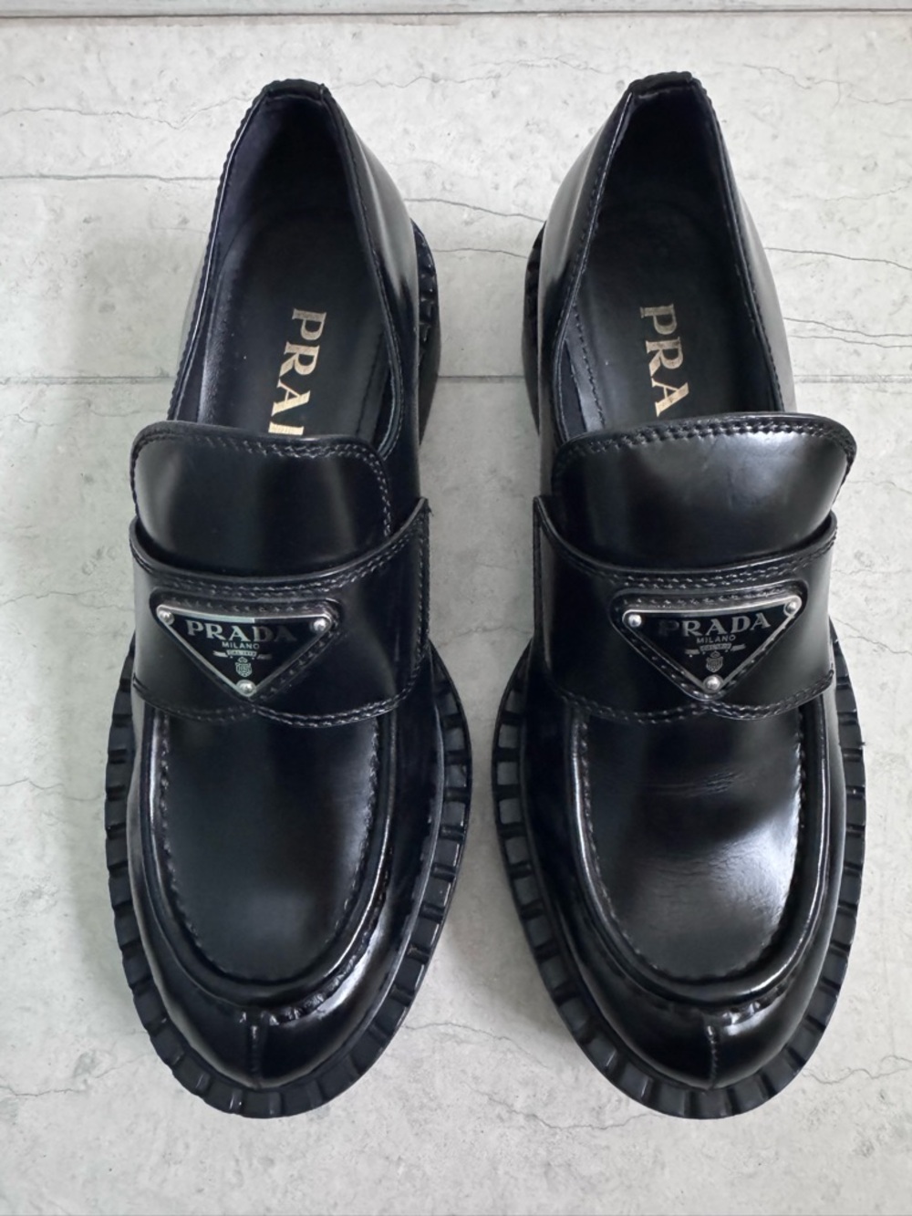 Prada women’s black brushed loafers size IT 36/US 6 with box - Picture 9 of 17